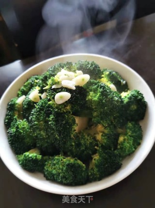 蒜喷鼻西兰花的做法步调：8
