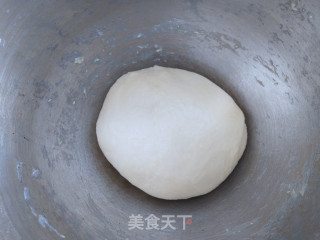 豆沙油酥烧饼的做法步调：4