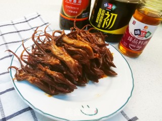 卤鸭舌的做法步调：8
