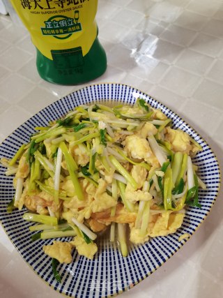 蒜苗炒鸡蛋的做法步调：9