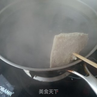 “五花肉”蒜黄回锅肉的做法步调：5