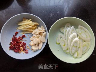 姜葱溜牛肝的做法步调：7