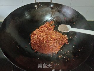 喷鼻辣孜然鱼块的做法步调：10