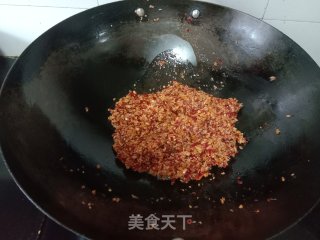 喷鼻辣孜然鱼块的做法步调：9