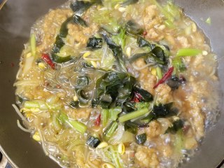 小酥肉年夜烩菜的做法步调：13