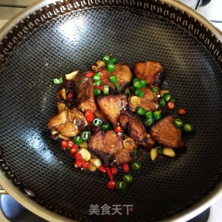 干锅鱼块的做法步调：6