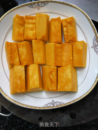 北瓜蒸葱油排骨的做法步调：8