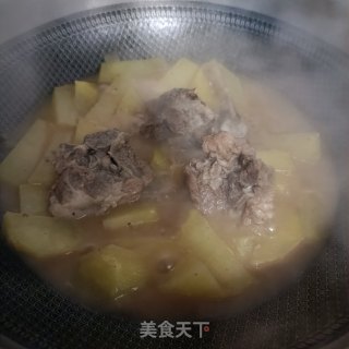 土豆炖排骨的做法步调：11