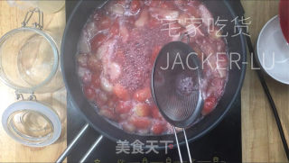 家常草莓酱，天然安康无增加，抹里包，拌酸奶，冲牛奶皆十分好吃。的做法步调：9