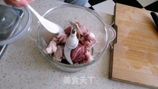 典范川味担担里，吃一次便历历在目的滋味的做法步调：4