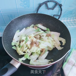 猪油渣炒利剑菜的做法步调：7