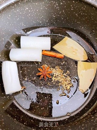 杂喷鼻酱牛肉+糊辣汤的做法步调：6