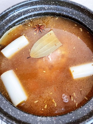 杂喷鼻酱牛肉+糊辣汤的做法步调：7