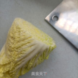 “浑肠食谱”腊八醋拌利剑菜芯的做法步调：1