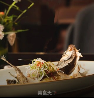 浑蒸桂鱼的做法步调：1