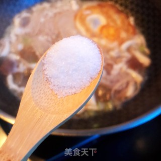 牛肉丸鸡蛋里的做法步调：10