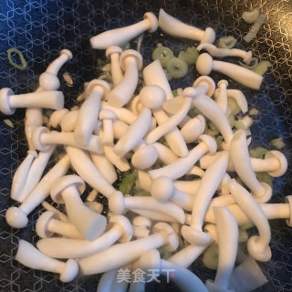 牛肉丸鸡蛋里的做法步调：5