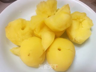 土豆虾球的做法步调：1
