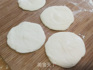 芥菜豆腐馅饼的做法步调：9