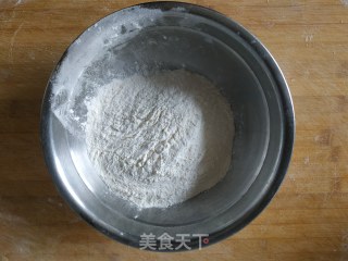 老陕烩麻食的做法步调：1