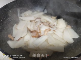 五花肉烧萝卜的做法步调：7