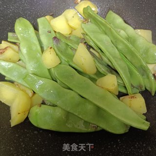 扣肉炖油豆角的做法步调：5