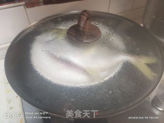 浑蒸鲳鱼的做法步调：2