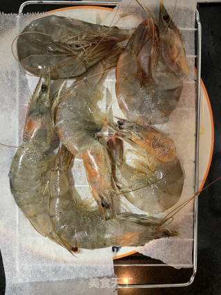 烤虾的做法步调：4