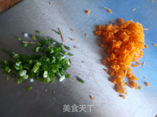 肉紧吐司卷的做法步调：4