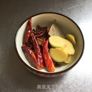 白烧牛肉的做法步调：3