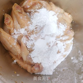 坚皮鸡翅的做法步调：5