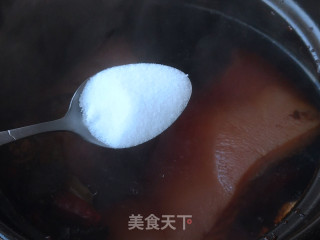 卤肘花的做法步调：8