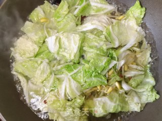 小酥肉年夜烩菜的做法步调：7