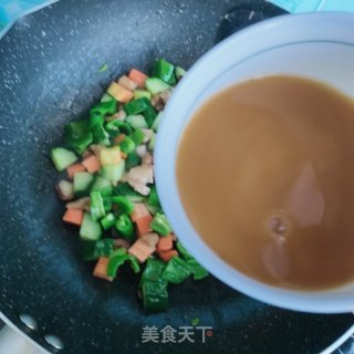 蔬菜炒鸡丁的做法步调：10