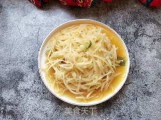 茶油炒利剑萝卜丝的做法步调：9