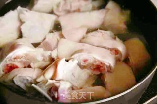 麻辣猪蹄的做法步调：3