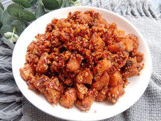 喷鼻辣孜然鱼块的做法步调：15