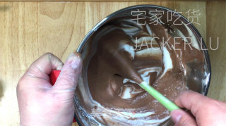 可可蛋糕卷，一次有些失利的教程，可是废品实的超好吃，心感不相上下的。的做法步调：13