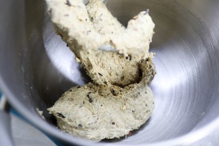 多谷物里包的做法步调：2