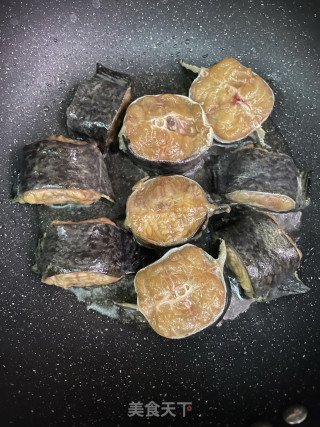 喷鼻煎鳗鱼的做法步调：4