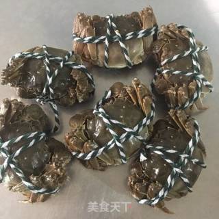 蒸螃蟹的做法步调：1