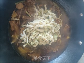 萝卜干鸭肉煲的做法步调：14