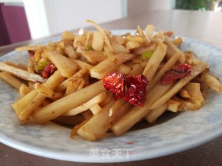 糖醋莲条的做法步调：5