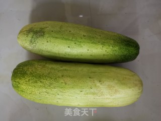 猪肉黄瓜馅饺子的做法步调：1