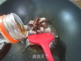 排骨烧天菜芯的做法步调：3