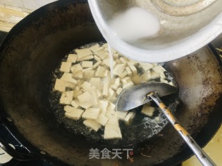 鸡蛋豆腐汤的做法步调：4