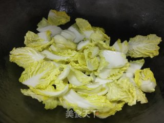 五花肉烩利剑菜的做法步调：3