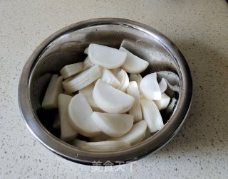 坚爽利剑萝卜的做法步调：3