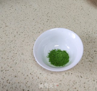 6微暇绿茶粉古早蛋糕的做法步调：11