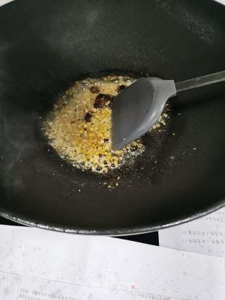 拌西兰花的做法步调：6